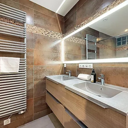 Vers Asm 4 Pers Clim Wifi Fontaine * كليرمونت-فيراند