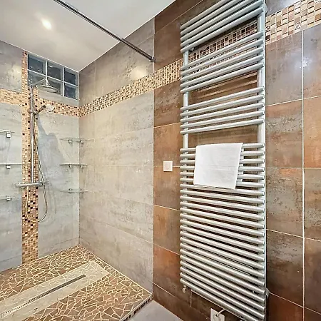 Apartman Vers Asm 4 Pers Clim Wifi Fontaine *
