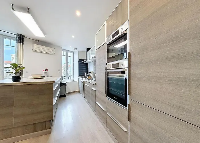 Vers Asm 4 Pers Clim Wifi Fontaine * Clermont-Ferrand